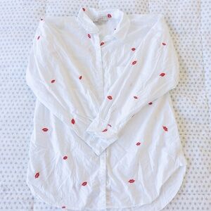LOFT Lips Everyday Oversized Pocket Shirt: Size Large (L)